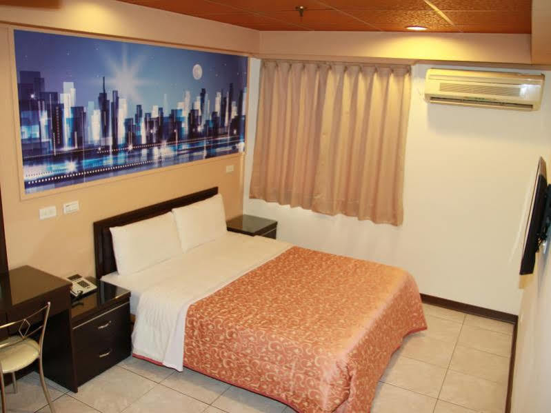Ti Hwa Hotel Tajpej Kültér fotó